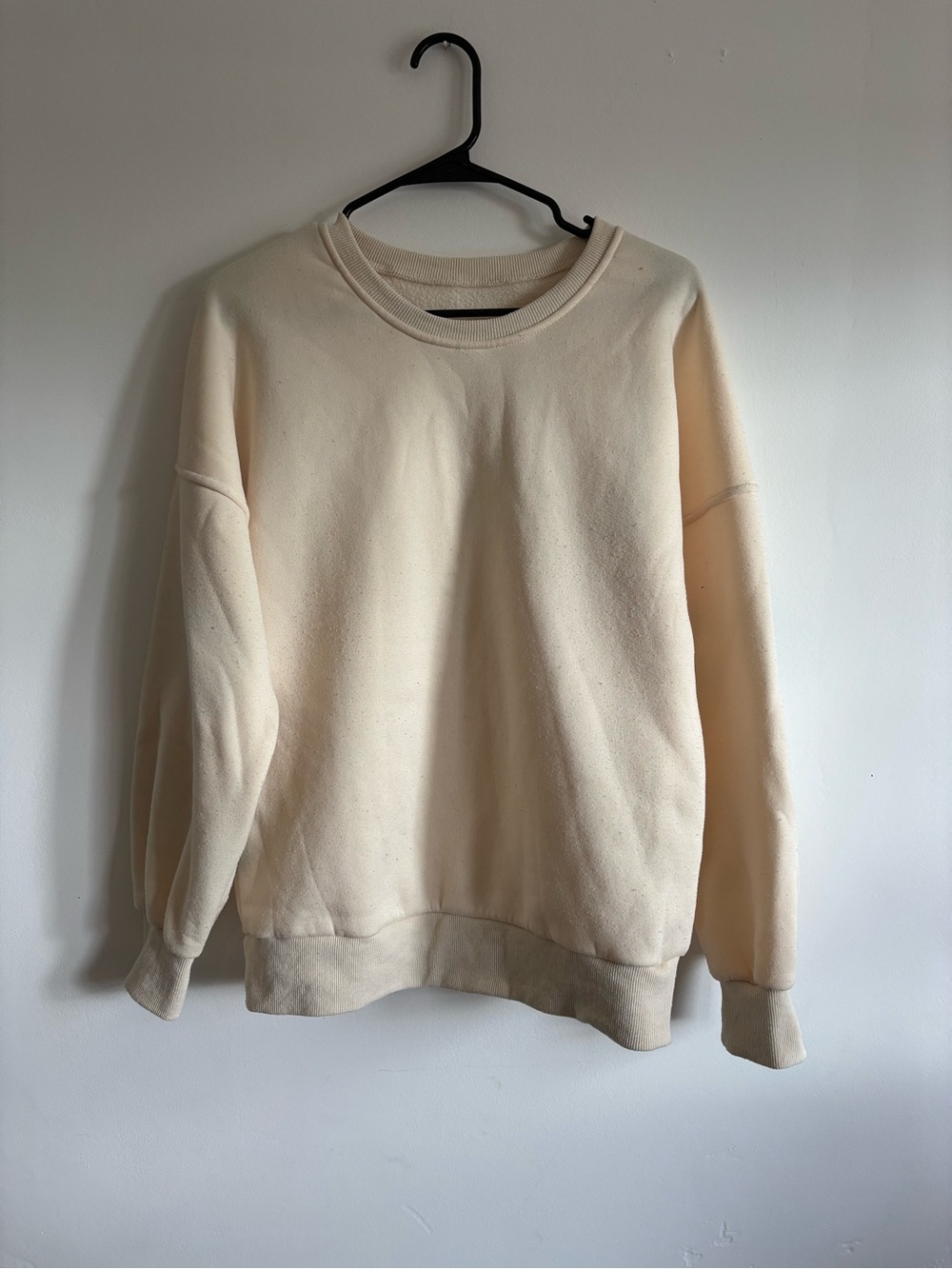 Women's Crewneck Sweatshirt in Cream with green Chicago print on back